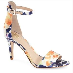 VINCE CAMUTO Court Floral Heeled Sandals 10M Satin fabric outer Leather sole